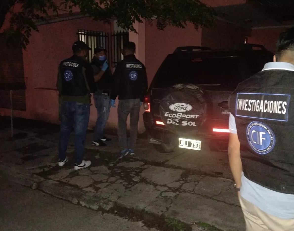 77ad9756-678e-4d48-8310-73331cc7f15f