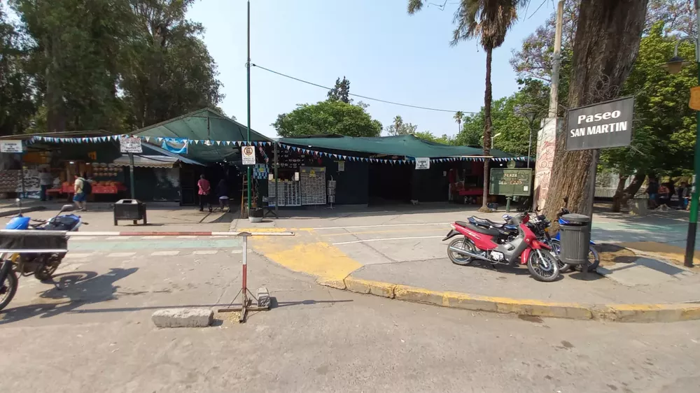 79aed580-09b2-4886-a68a-053d792427b6