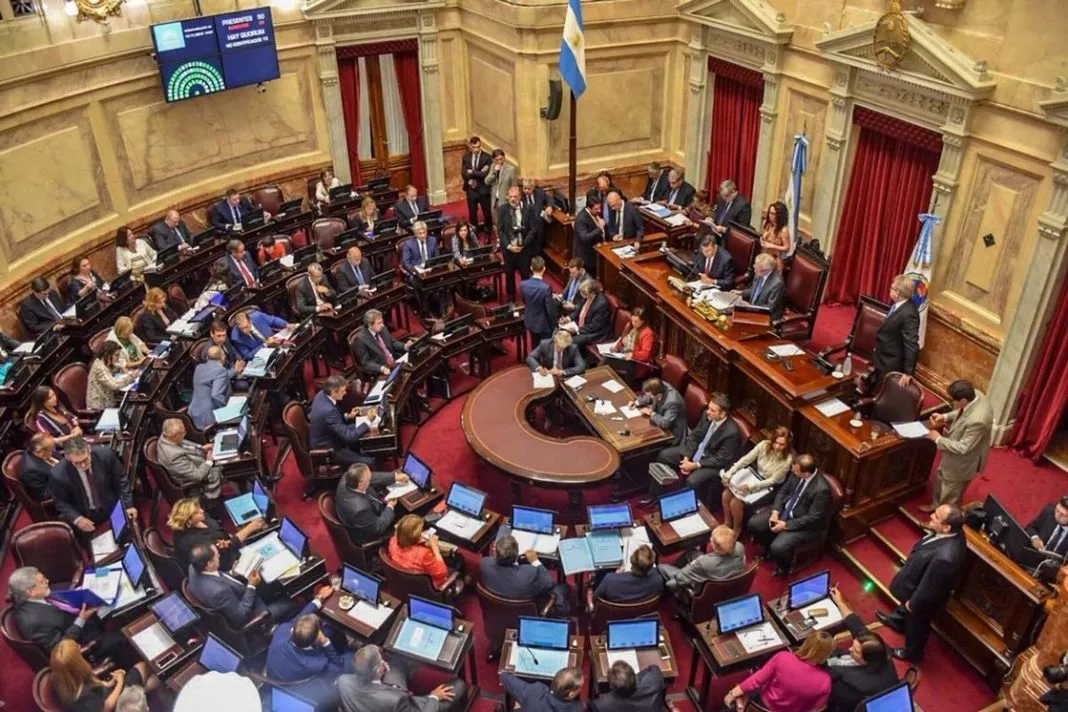 senado-1068x712