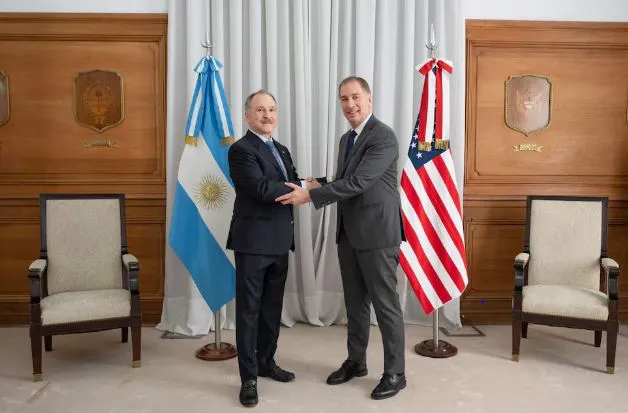 noticia 2 peter lamelas