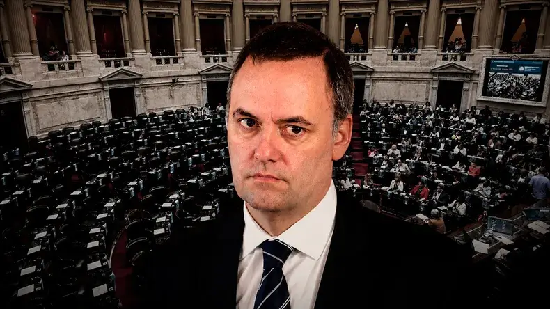 manuel-adorni