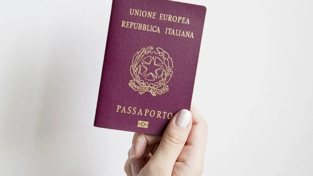 como-sacar-el-pasaporte-de-italia-NTX53OTAONA6TJBAKODRFF5GD4