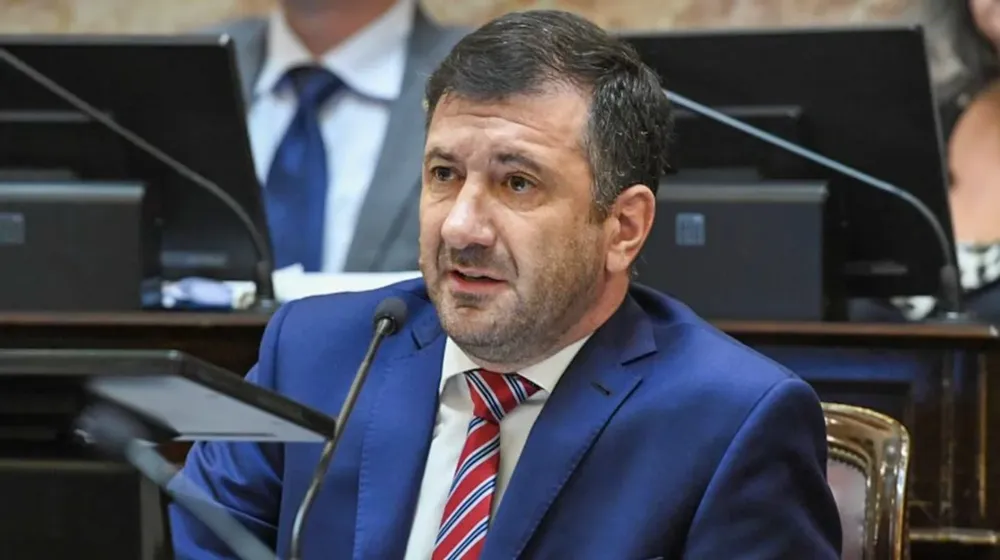 el-exsenador-edgardo-kueider-enfrenta-un-juicio-foto-x-edgardokueider-VSN3ZYCGLJFBZAVSYTHZGR4DCI