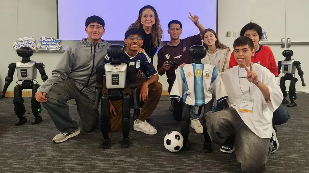 estudiantes-argentinos-lograron-el-primer-puesto-en-un-desafio-de-la-robocup-en-corea-BF6JEJAUPFE6BCZNMML7DG7BGQ