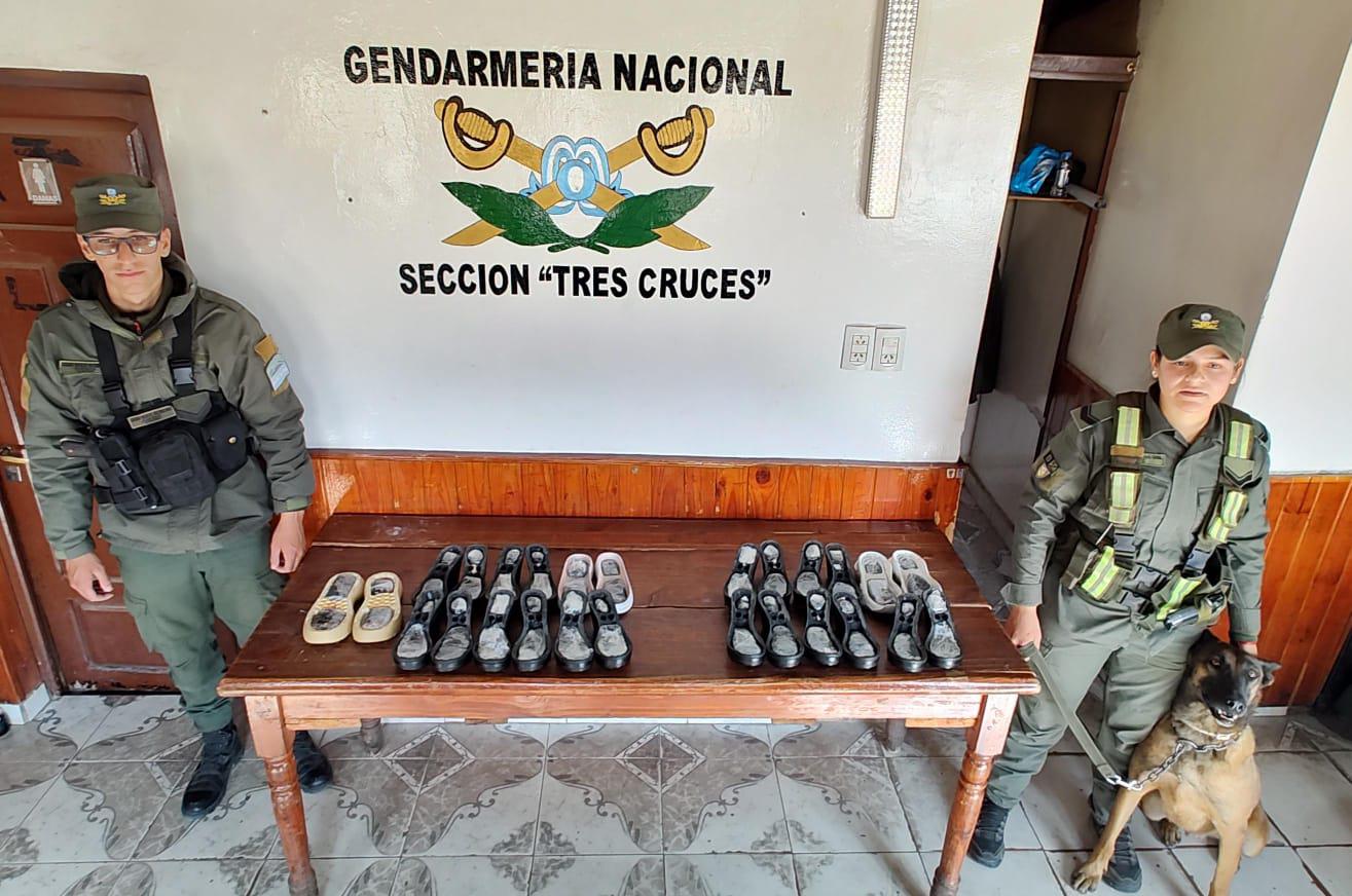 cocaina-dos_detenidos-suelas-_3
