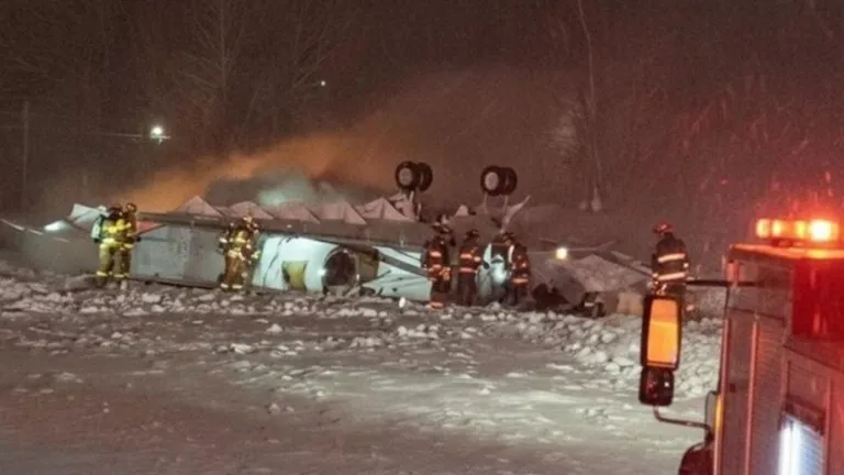 avion_estrellado_maine_version1769514360856.jpg_1569589241