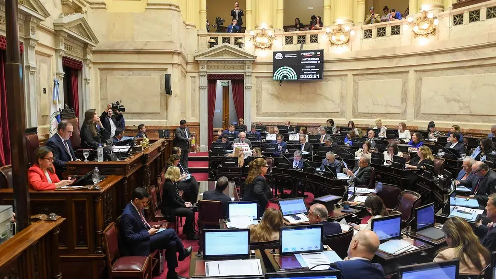sesion-en-el-senado-de-la-nacion-foto-prensa-senado-7C6HL5JRUFE6BGJBZ4RDRTJ3T4 (1)