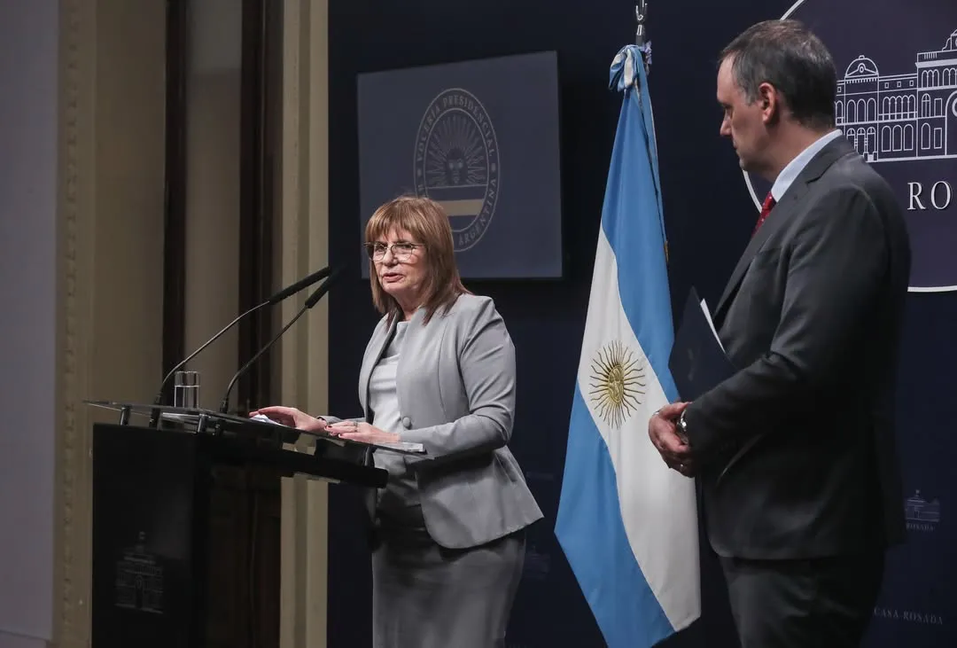 Presentando el nuevo Código Penal junto a Patricia Bullrich.Fin.