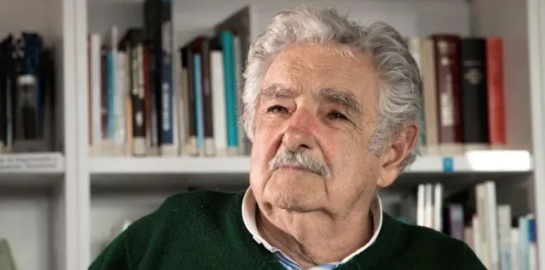 noticia 1 MUJICA