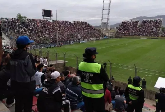 policias futbol