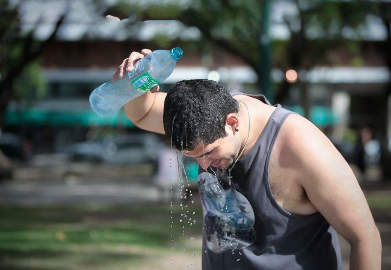 20512-muchisimo-calor-para-este-jueves-en-salta