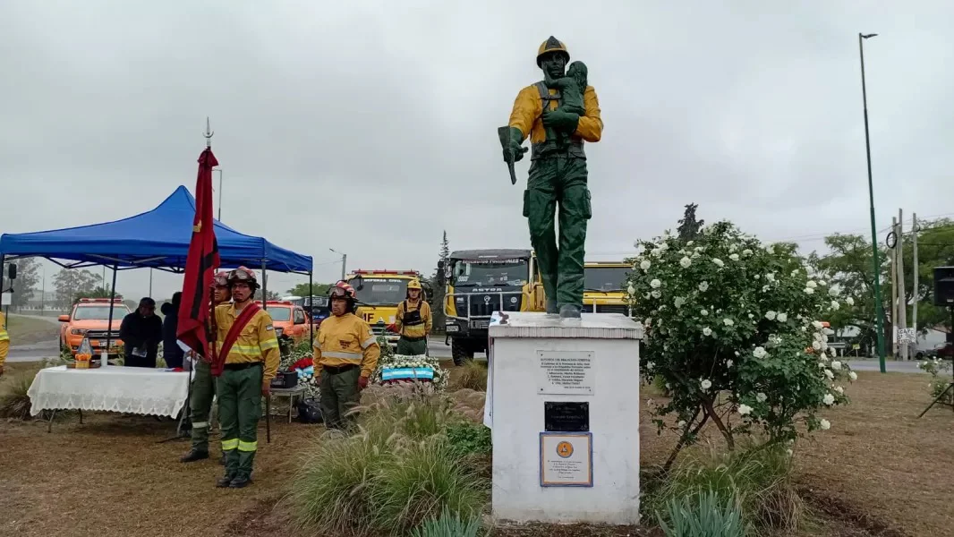 104665-conmemoraron-el-dia-provincial-del-brigadista-forestal