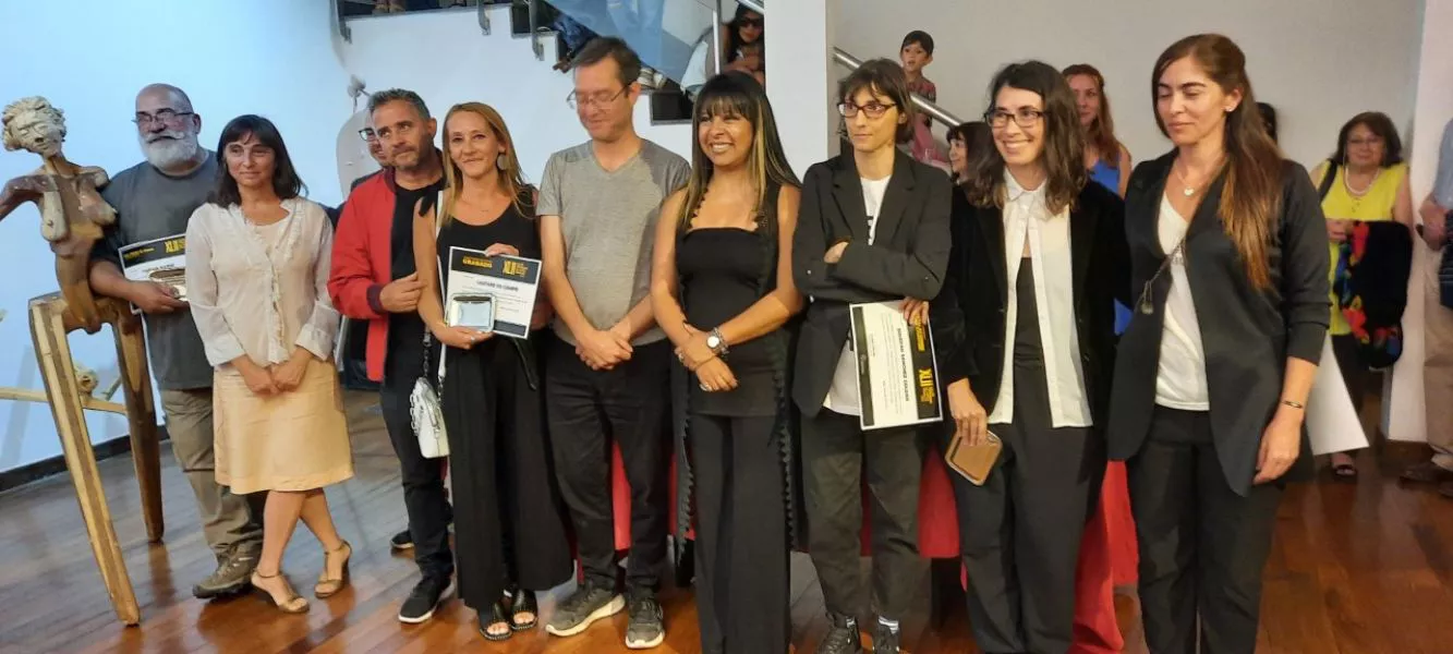 86869-premiaron-a-los-artistas-ganadores-del-xlii-salon-provincial-de-artes-visuales