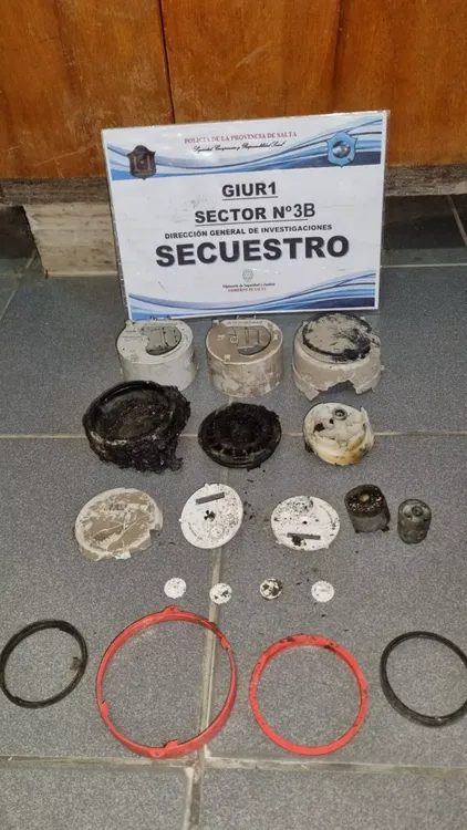 116548-detenidos-por-robar-medidores-de-agua-en-villa-las-rosas