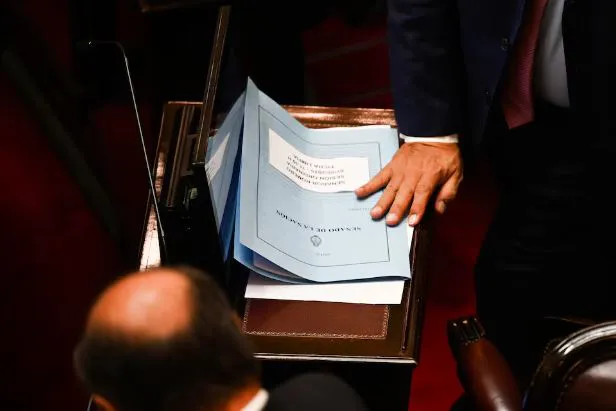 noticia 6 FICHA LIMPIA