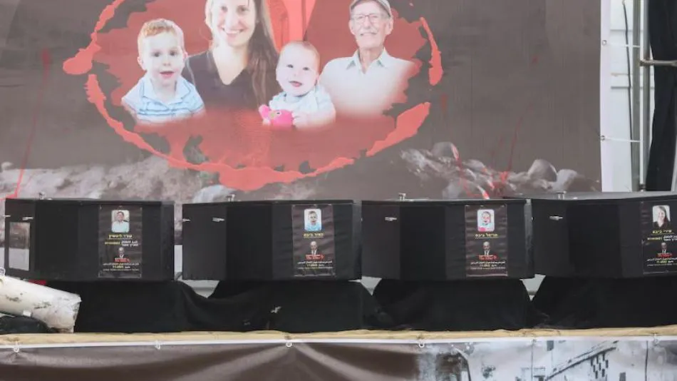 67b70d47e38c5-screen-and-max-width480px_950_534!