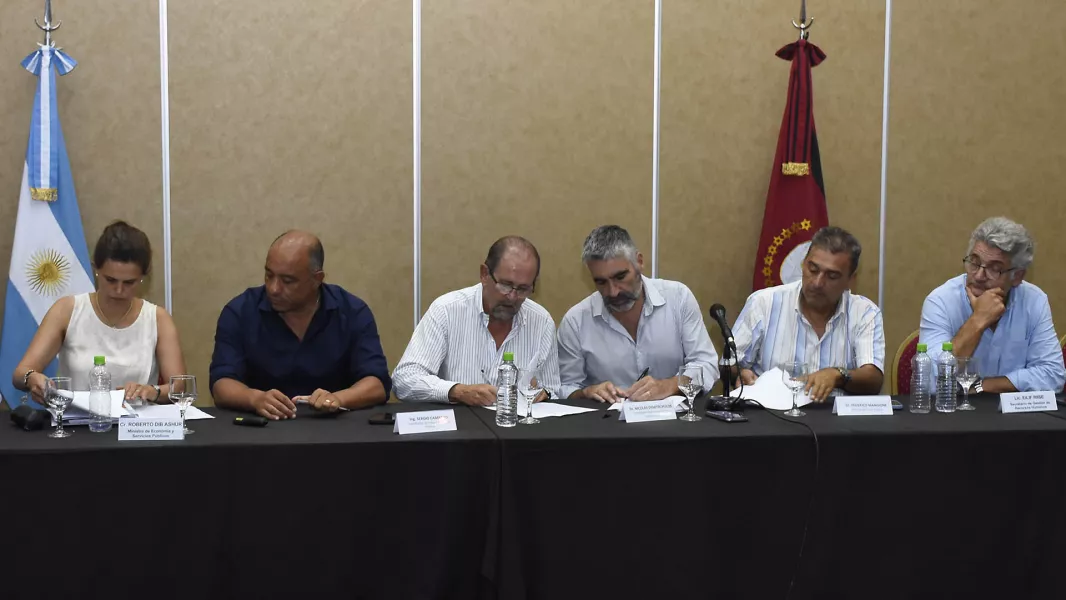 16172-gobierno-y-gremios-acordaron-el-incremento-salarial-del-primer-semestre-y-otras-mejoras-para-los-empleados-publicos