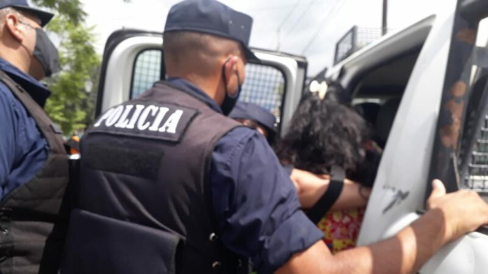 133986-whatsapp-image-2021-01-15-at-12-41-00-800x450-center-center