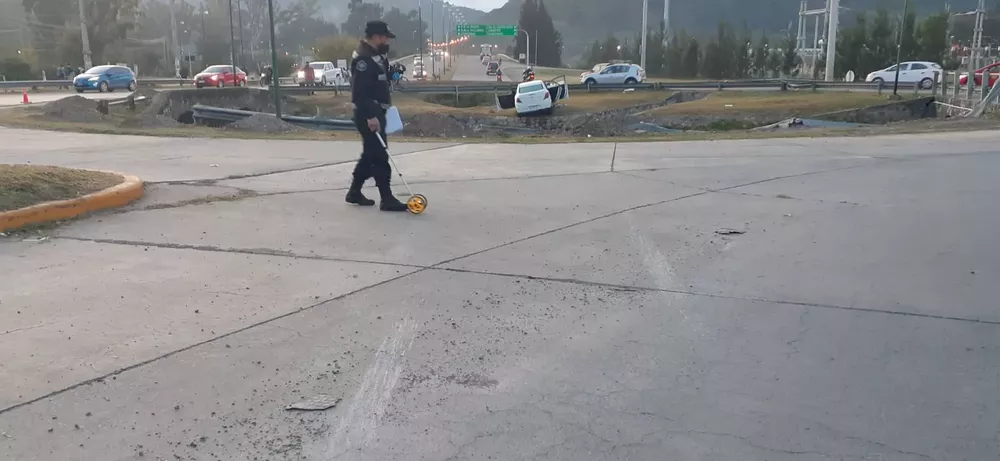 ab4187ec-9801-4985-8da1-93fd1ee9da04