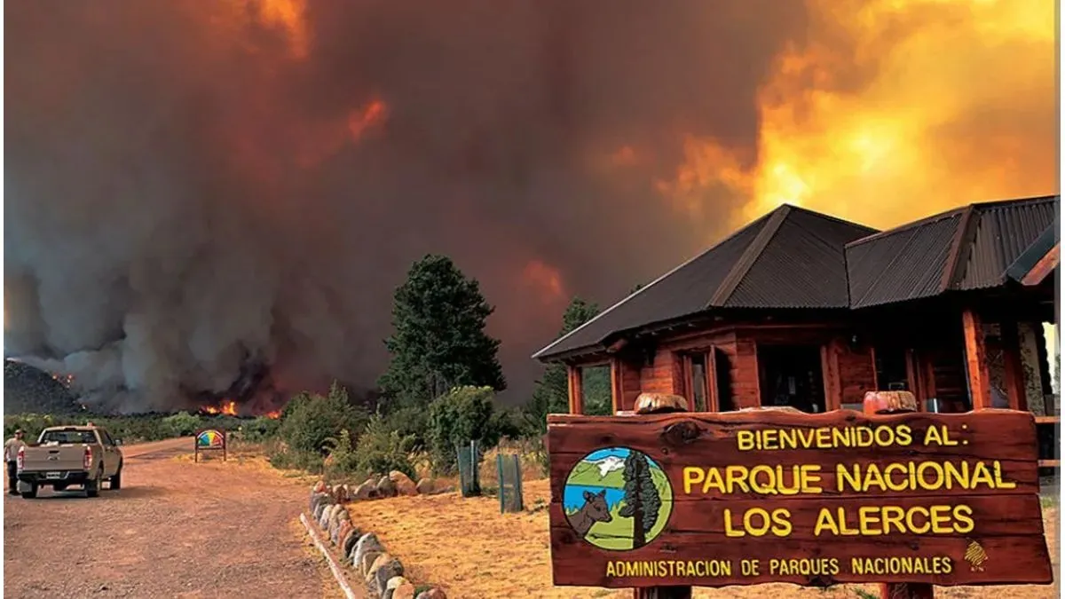 incendio-los-alerces-adverso-jpg