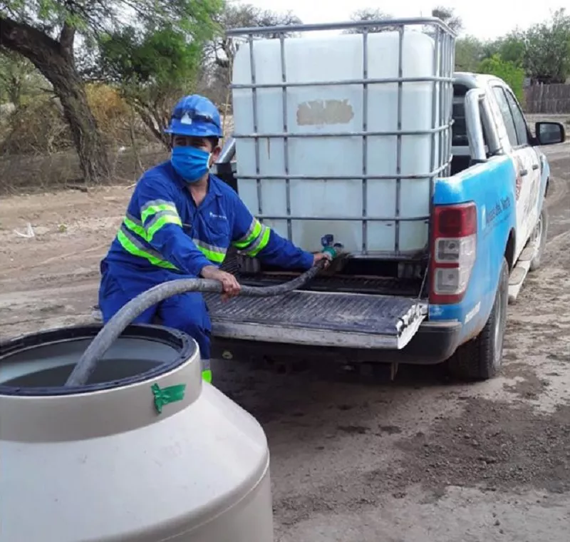 80274-por-las-intensas-lluvias-hay-baja-presion-y-cortes-de-agua-en-el-norte-provincial