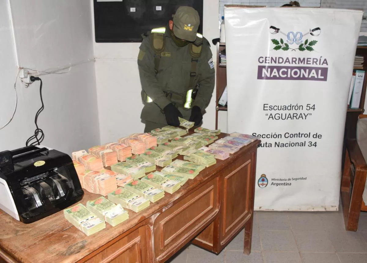 multimedia.normal.b887c8e57d305553.547261736c616461626120656e20756e20766568c3ad63756c6f206dc3a173205f6e6f726d616c2e6a706567