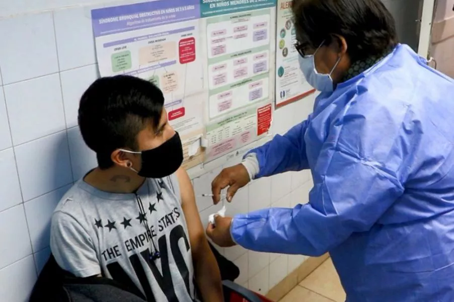 82914-hoy-funcionan-cinco-puestos-moviles-de-vacunacion-en-la-capital