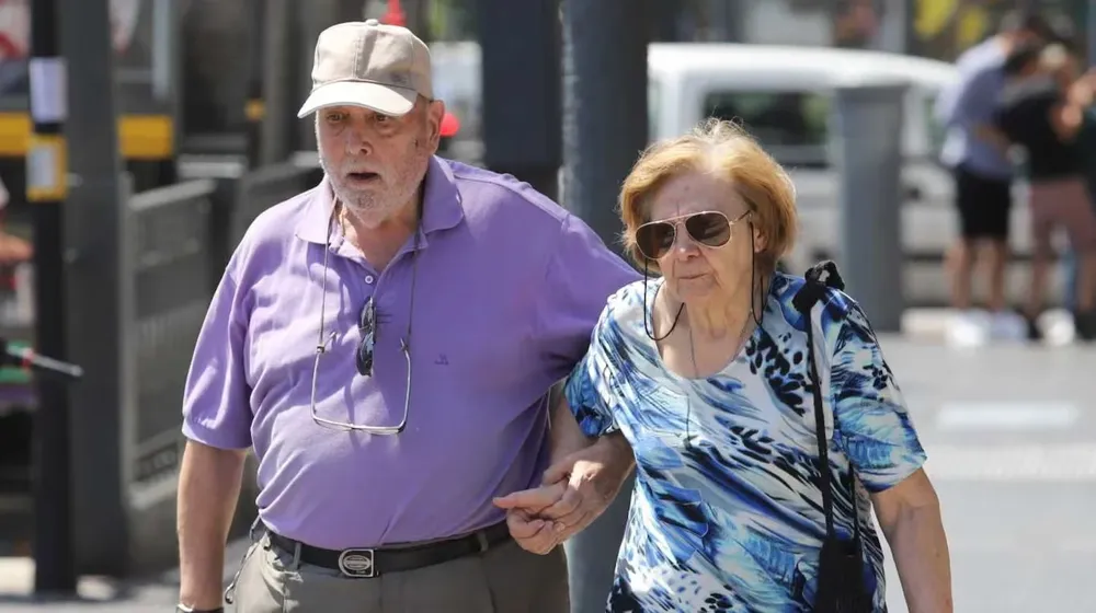 jubilados-pensionados-jubilaciones-anses-foto-juan-vargasna-47HUZSVVGZCVBB7KDZFIWJ44A4