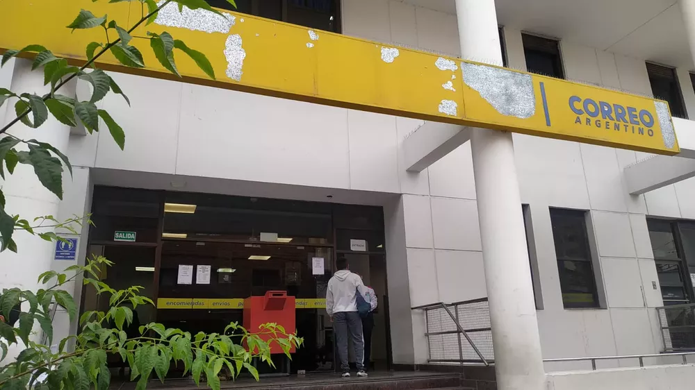 2c8498b5-011e-4d27-99e4-efbf9e92bdb9