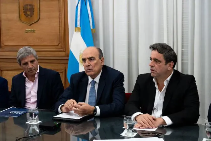 NOTICIA 1 DOLARES COLCHON 2