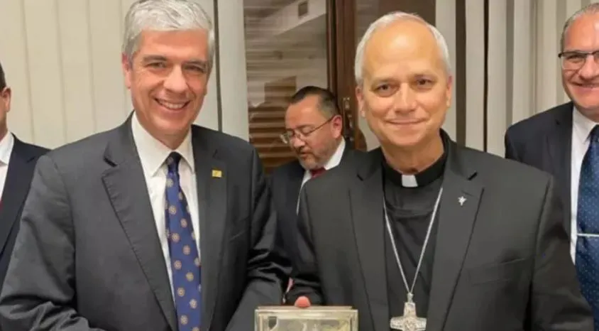 noticia 4 UCASAL PAPA