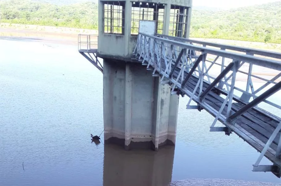 5404-por-la-bajante-del-carapari-se-redujo-un-35-por-ciento-la-produccion-de-la-planta-potabilizadora-itiyuro