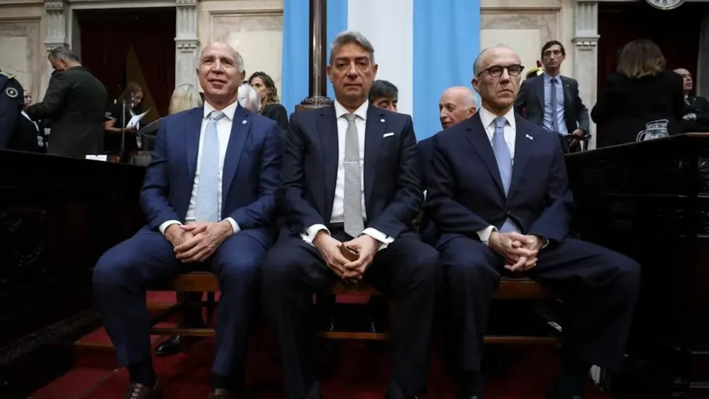 los-miembros-de-la-corte-suprema-en-el-congreso-foto-corte-suprema-de-justicia-de-la-nacion-3GBPIGX7HFGN7EX2UR7QNDQJXE