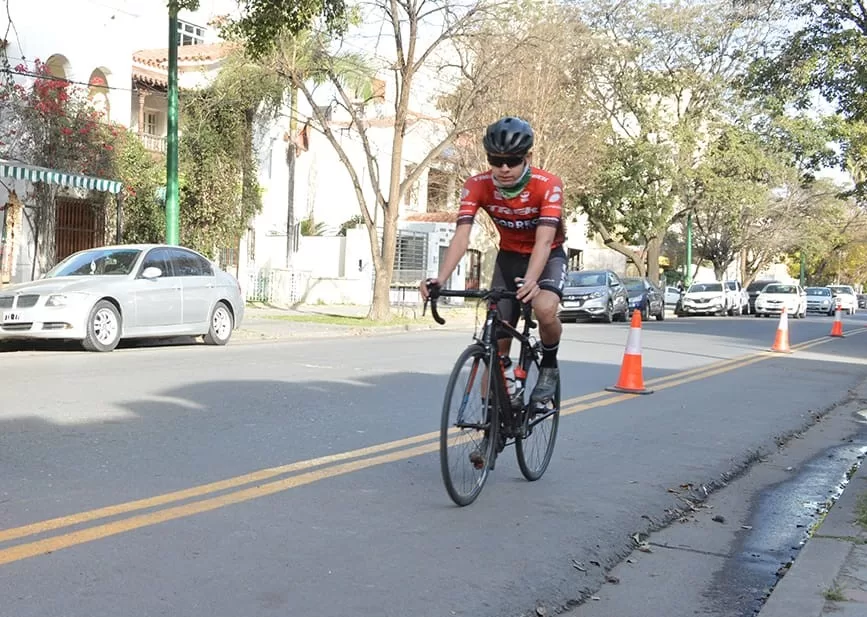 bicicleta-ciclista-3-jpeg
