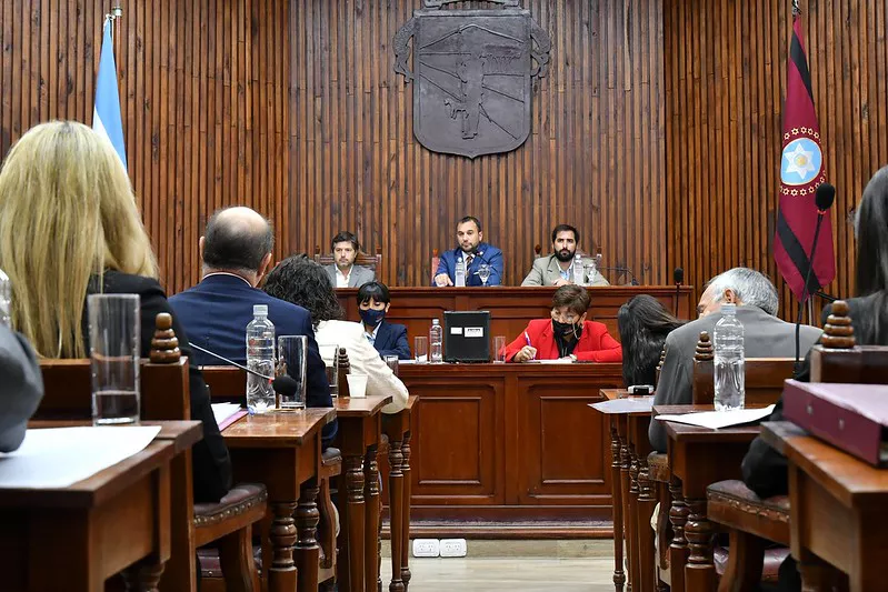 13-04 Concejo Deliberante
