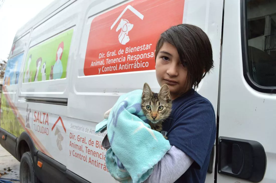 2227-el-movil-quirurgico-se-instalara-en-barrio-ampliacion-20-de-junio