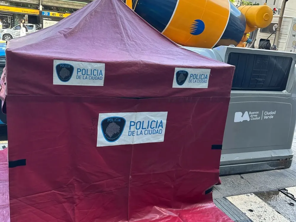 S-zc7uzWS_2000x1500__1