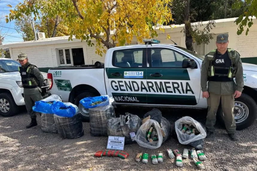 noticia 6 7 MIL KILOS DE COCA
