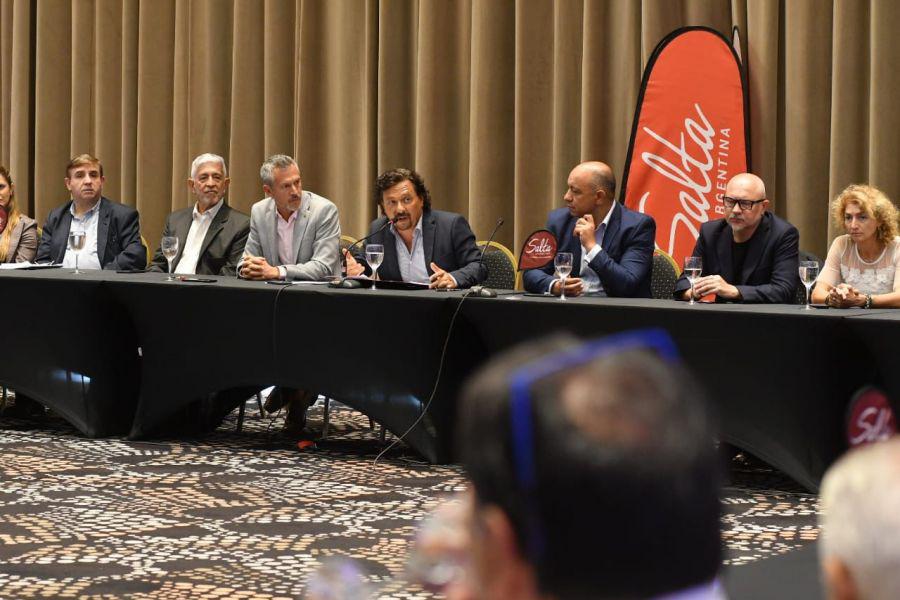 88725-saenz-presento-una-importante-linea-de-credito-destinada-a-empresas-turisticas-saltenias