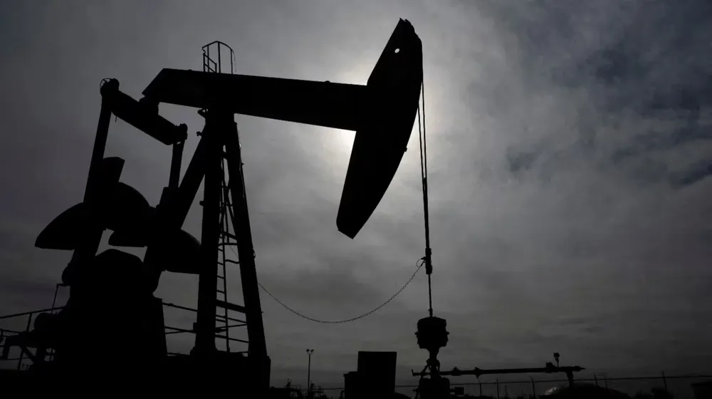 el-petroleo-vuelve-a-superar-los-us100-foto-reuterseli-hartman-PPIETAA4SVDCNN4WUXS5INZY4Q