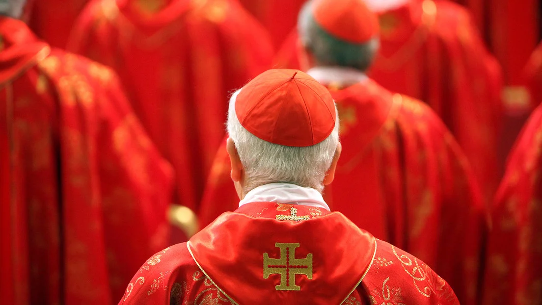 El-conclave-entra-en-su-segundo-dia-tras-una-primera-jornada-marcada-por-la-falta-de-consenso