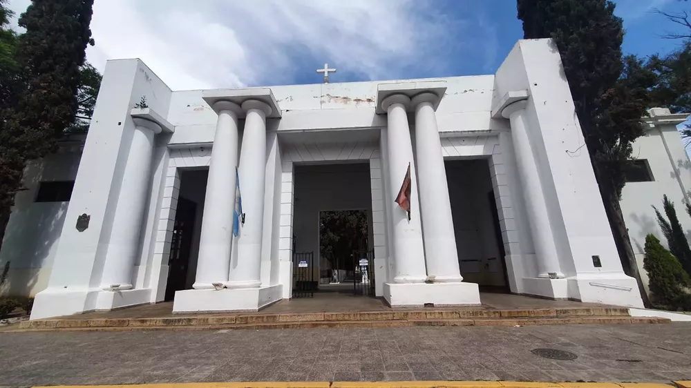 cementerio-de-la-santa-cruz-11