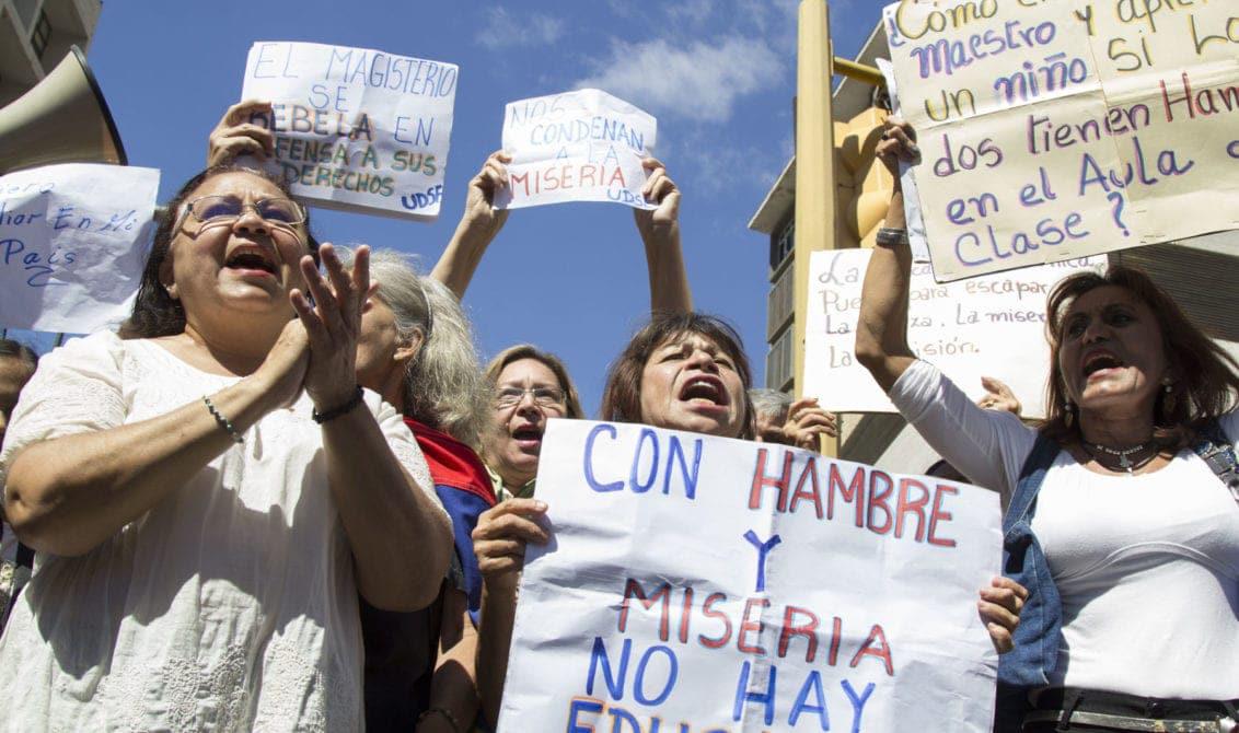 Protesta-de-maestros-clase-magistral-sabana-grande005-1132x670