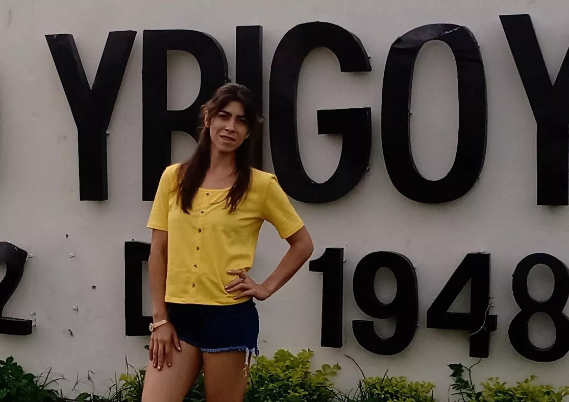 multimedia.normal.8c69fce323359faa.56495247494e4941205045524f4e4a41204445504f525449535441204154524f5f6e6f726d616c2e77656270