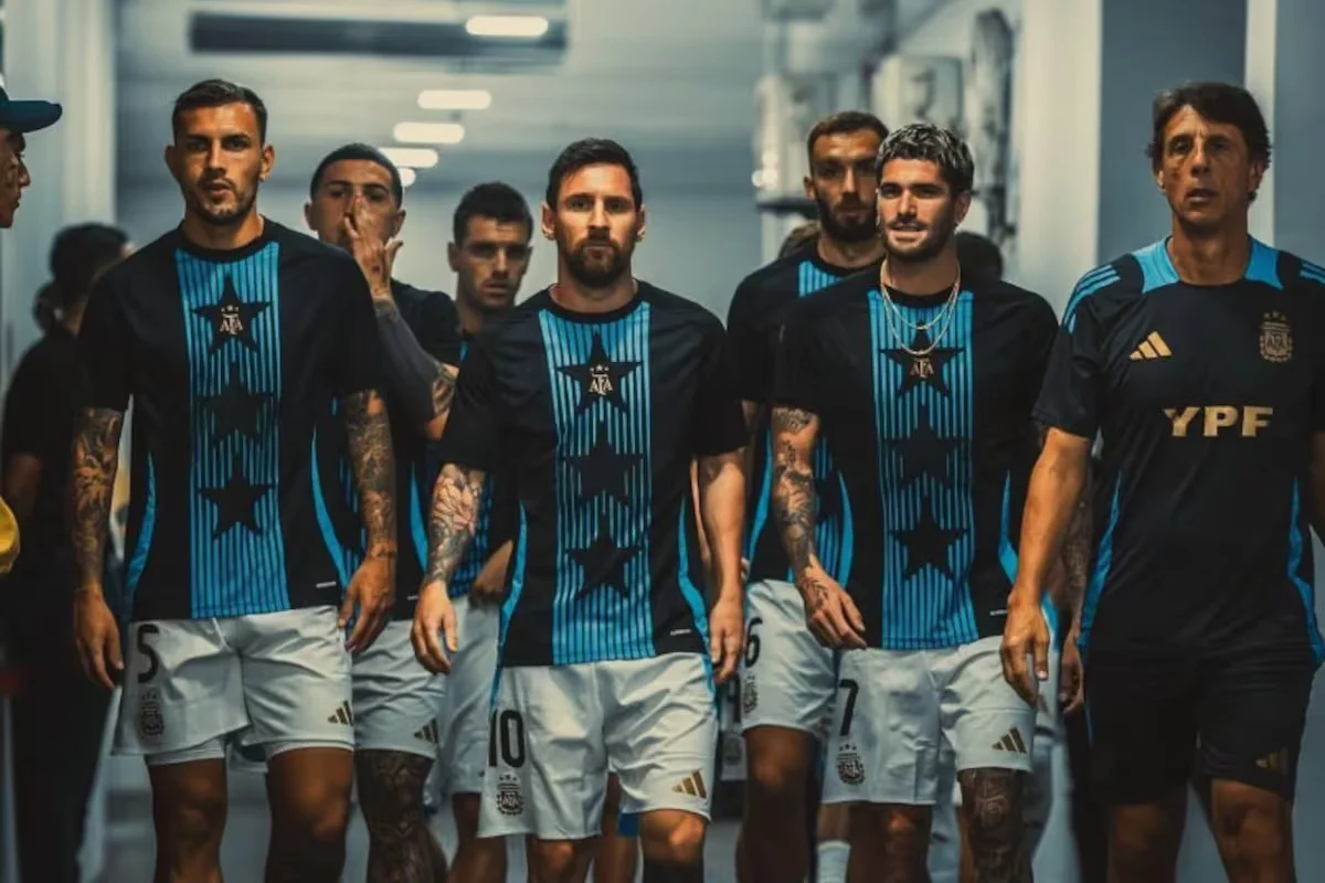 el-capitan-argentino-tiene-una-costumbre-precisa-TRL65DJMHNGP7PKJN5WE7O4OAE