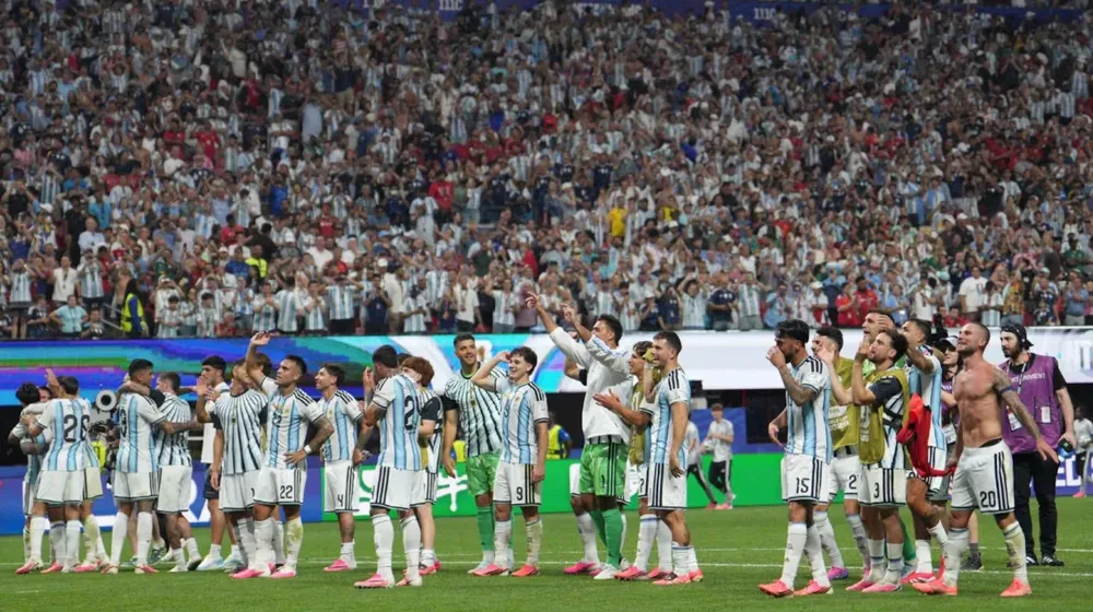 el-triunfo-represento-un-fuerte-empujon-animico-y-emocional-para-un-equipo-que-volvio-a-demostrar-caracter-en-un-momento-limite-foto-ap-Q6OETX52VRFJXP7PBW54S6RPNI