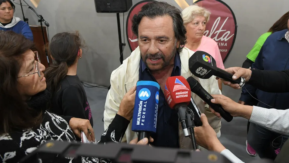 971145-gustavo-20s-c3-a1enz