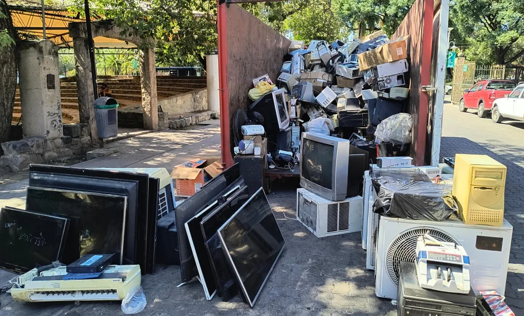 raeetonyferia-1-1-1024x617