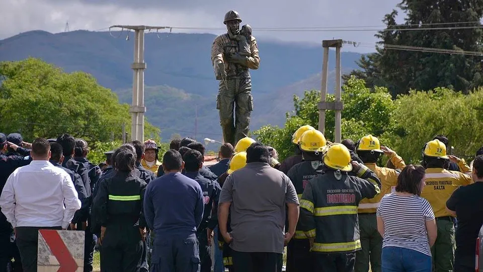 927690-brigadistas_0