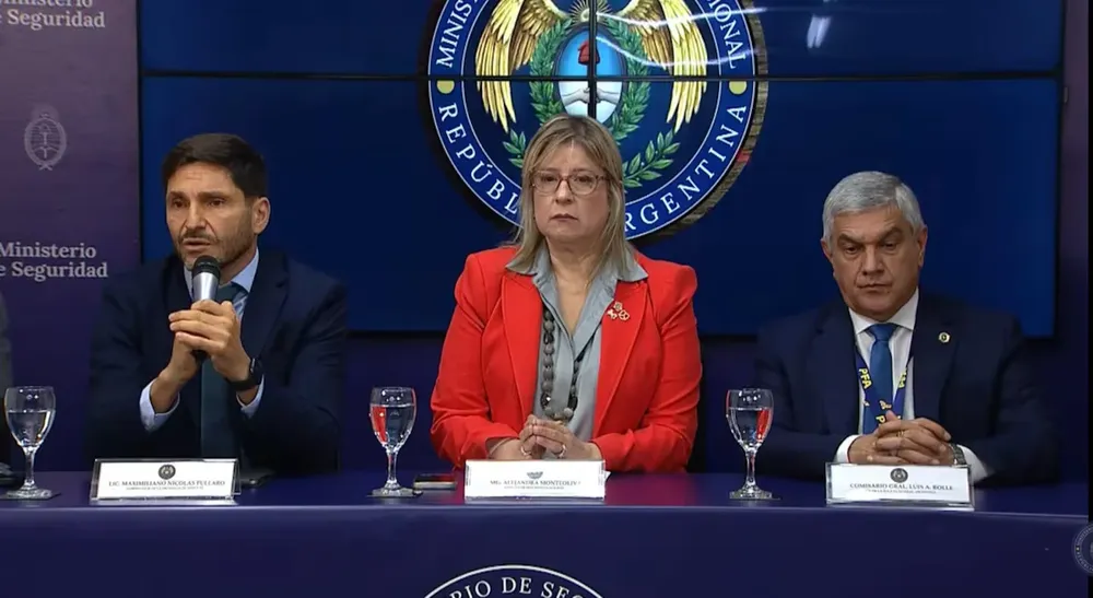 las-autoridades-se-refirieron-al-caso-de-la-escuela-de-santa-fe-foto-ministerio-de-seguridad-de-la-nacion-47OY4BSQIFCPLFHPCGFVQSKSUA